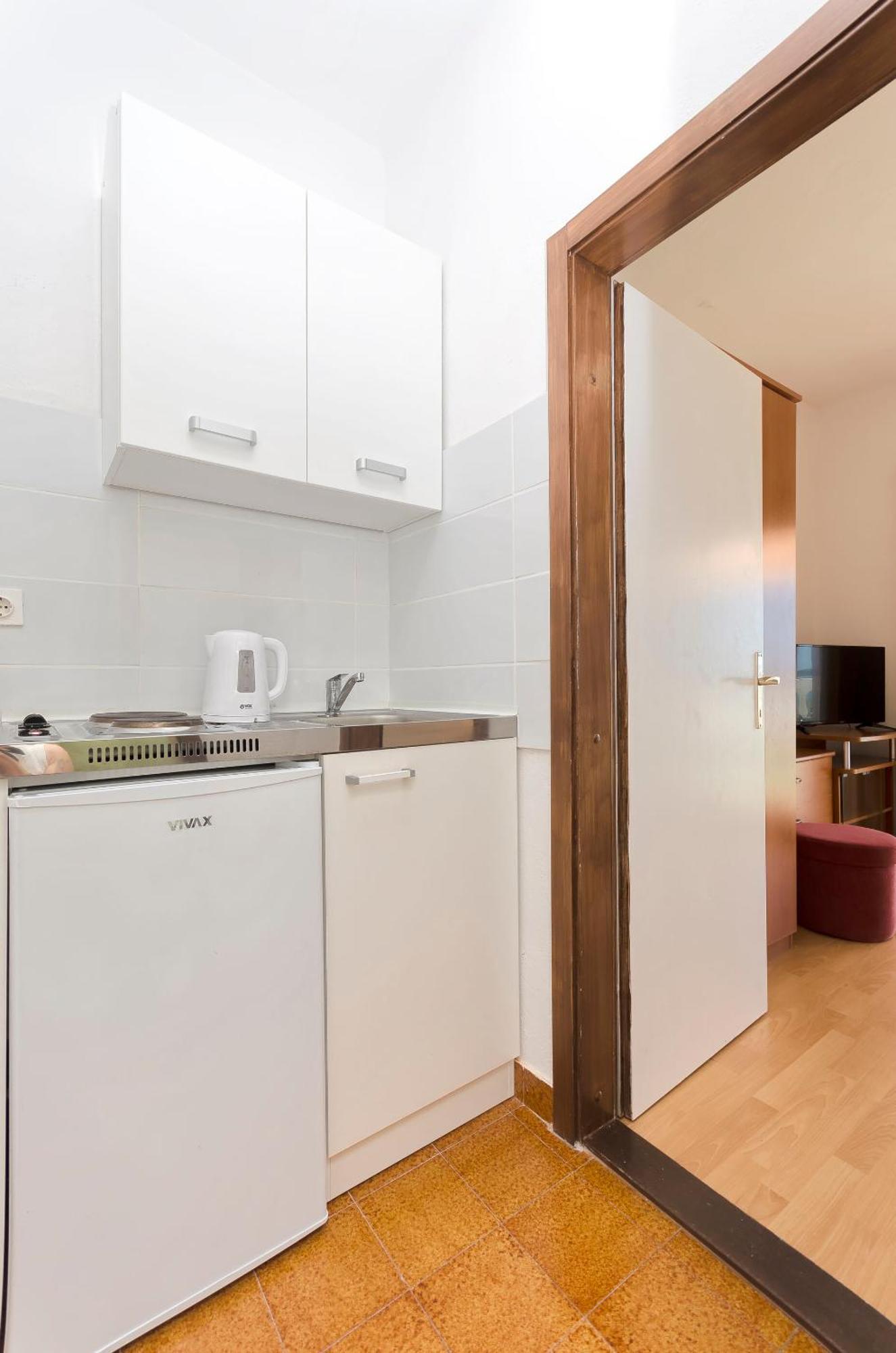 Apartment And Rooms Artina Vodice Esterno foto