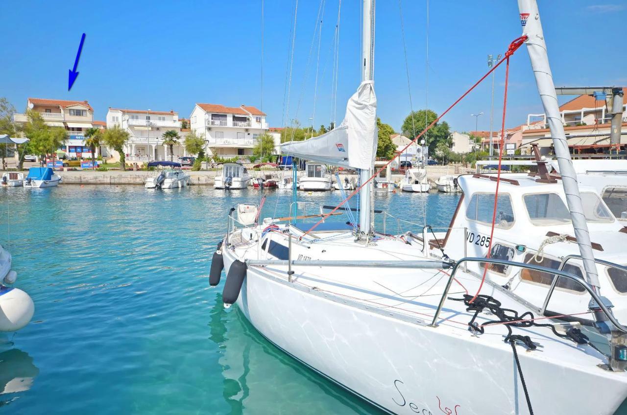 Apartment And Rooms Artina Vodice Esterno foto