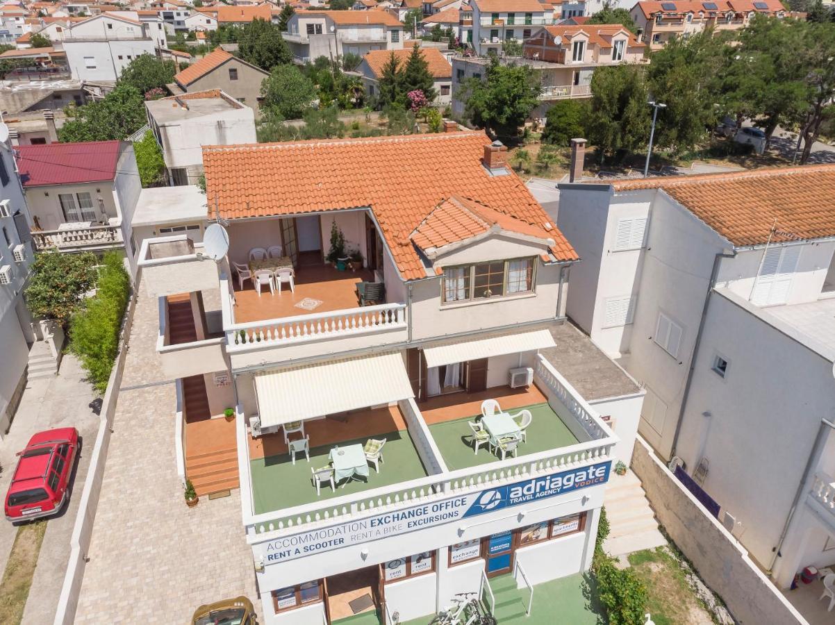 Apartment And Rooms Artina Vodice Esterno foto
