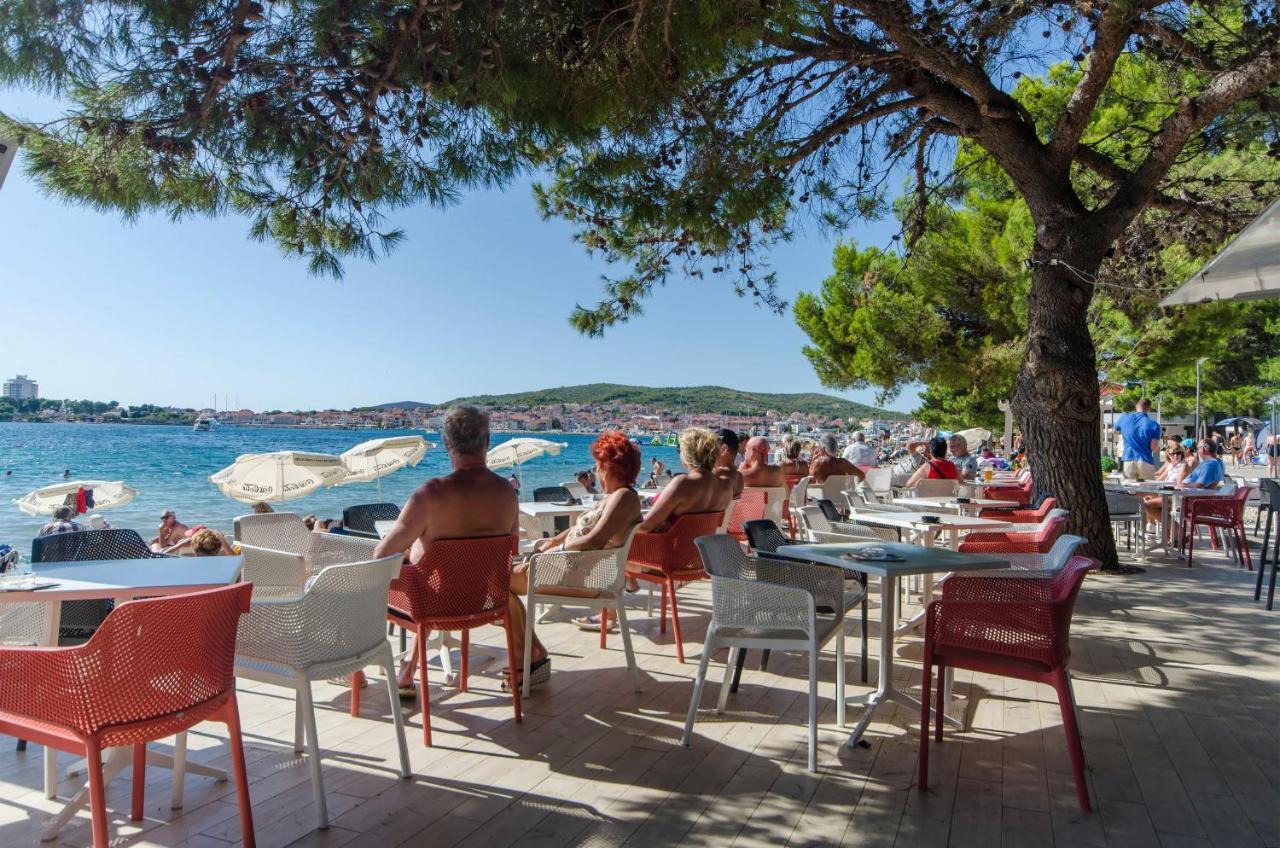 Apartment And Rooms Artina Vodice Esterno foto